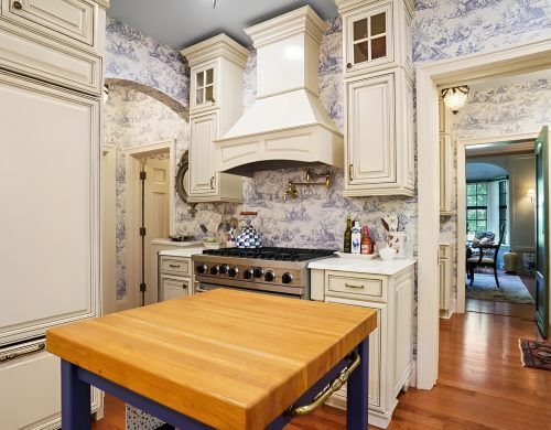 Classic Kitchen Renovation in Akron, OH